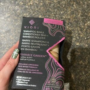 Viori Terrace Garden Shampoo Bar & Conditioner Set - Black and Pink